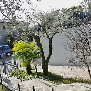 sarnico-giardino-sul-lago.it-lombardy.com/
